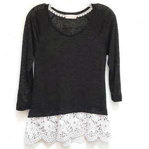 🏠  Altar'd State Burnout Top w/ Lace Trim Bottom Size S